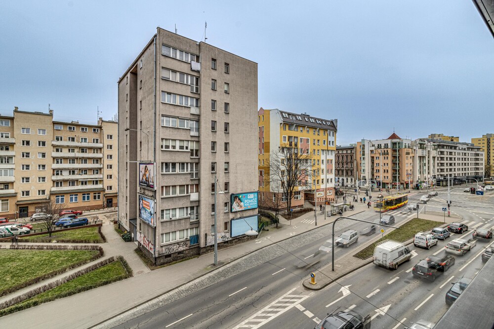 RentPlanet - Apartament Wyszyńskiego view 3