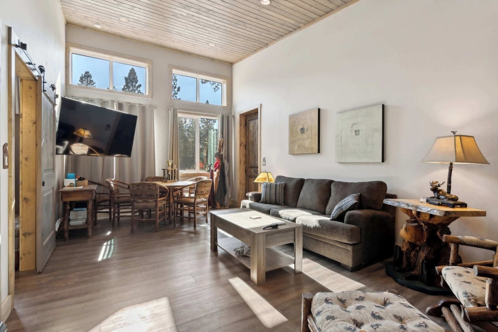 Wilderness Club Quarters Cozy Home For 4 Near Golf & Shops