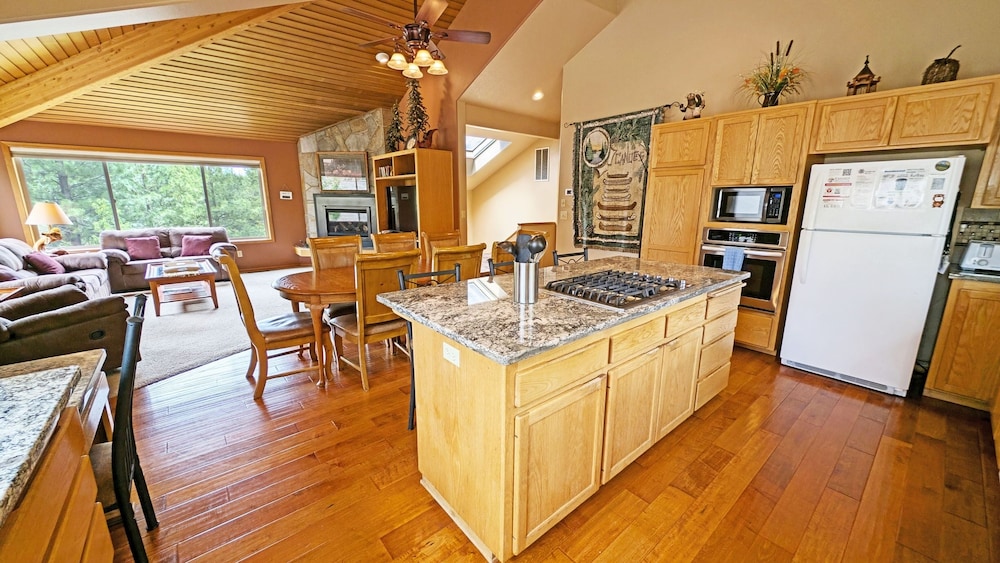 Foursome 2 4 Bedroom Home