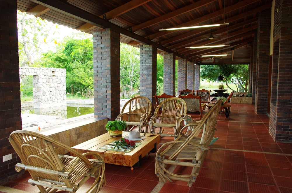 Hacienda Boutique