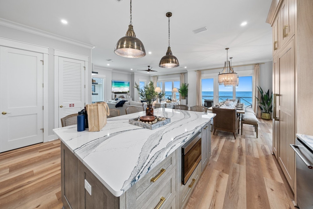 Blessing At Pier Park 6 Bedroom Home