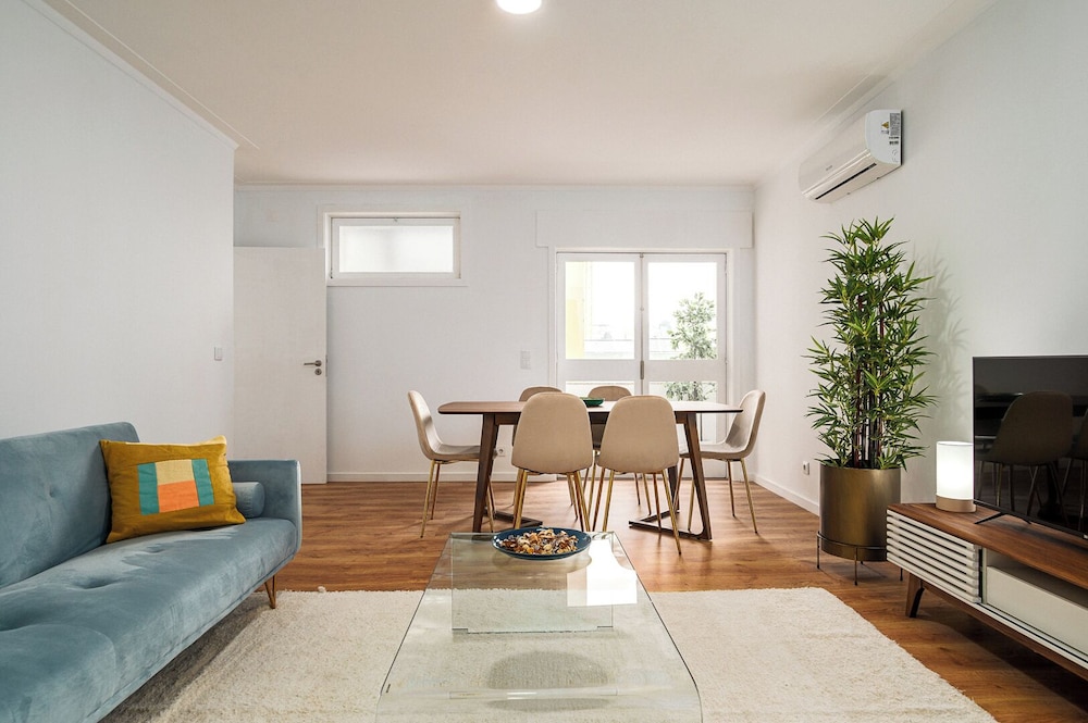 Gaia23 · Lovely 2-bed w/ Parking Amazing View