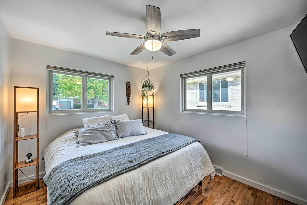< 7 Mi to Dtwn: Denver Home w/ Large Yard!