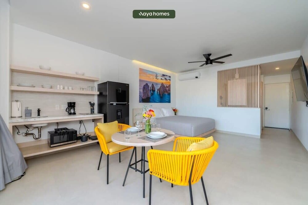 Amazing Studio - Terrace Overlooking the Marina