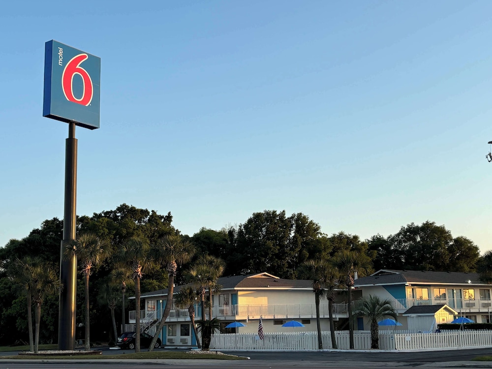 Motel 6 Pensacola, FL - Airport West