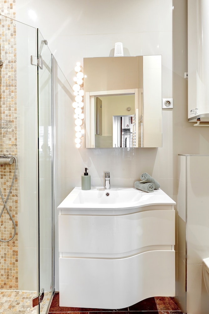 Elegant Studio in Le Marais - Sleeps 4