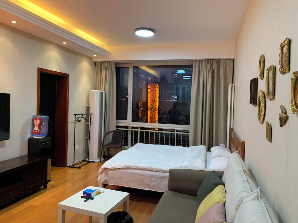 Beijing Furnished Apt with Queen bed