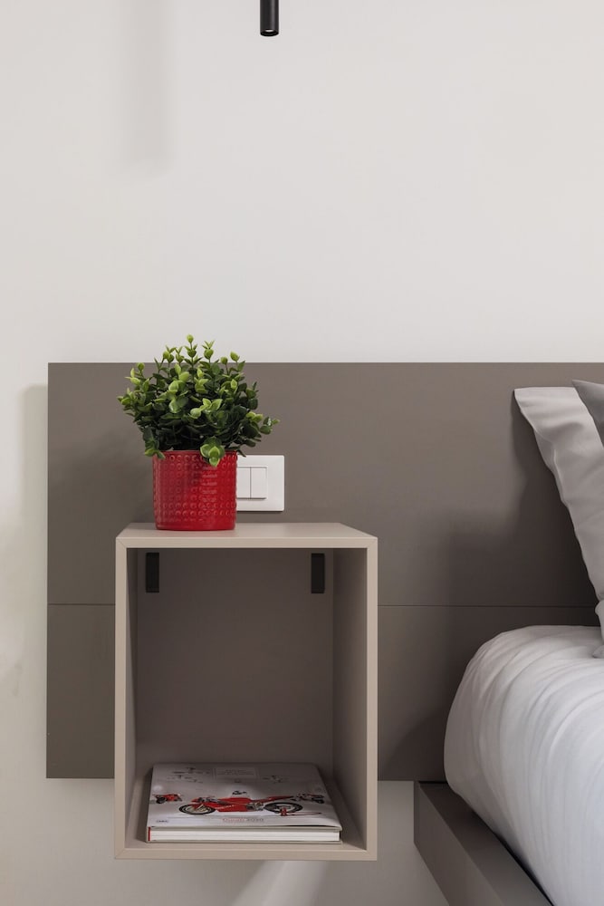 Luxury Station Suite