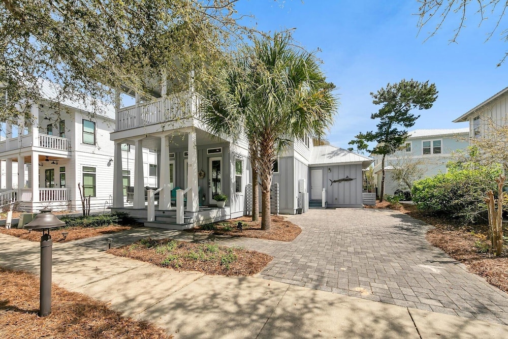 Seagrove Serenity