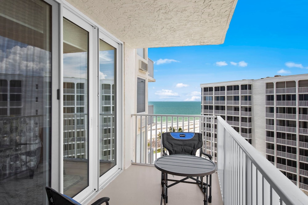 New Luxury Estero Beach Tennis Club 708a
