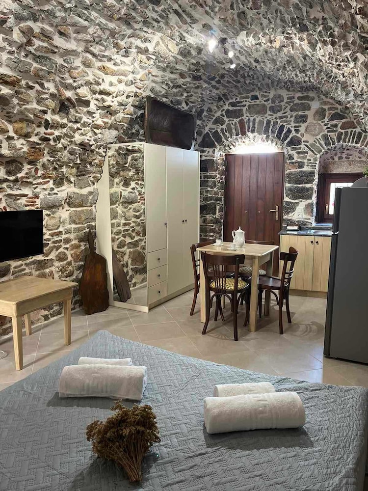 Vlychos Olympi Lodge 1 - Chios Cozy Getaway