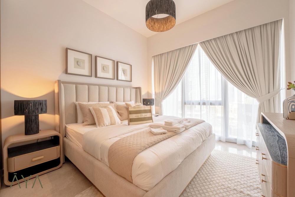 Downtown Luxe 1BR Vibes at Grande