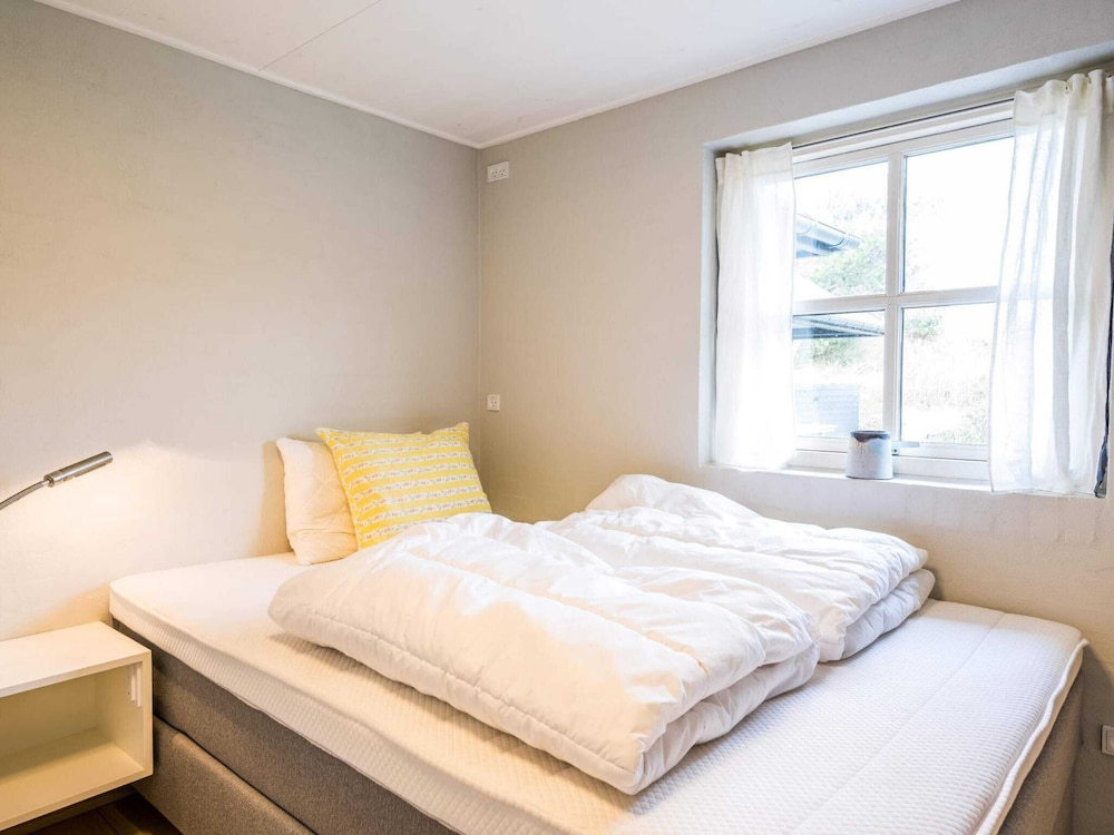 Holiday Home in Henne view 4