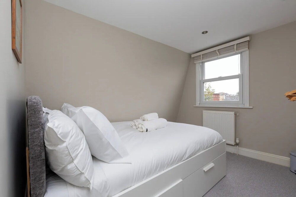 Beautiful 3BD Garden Flat - Tooting!