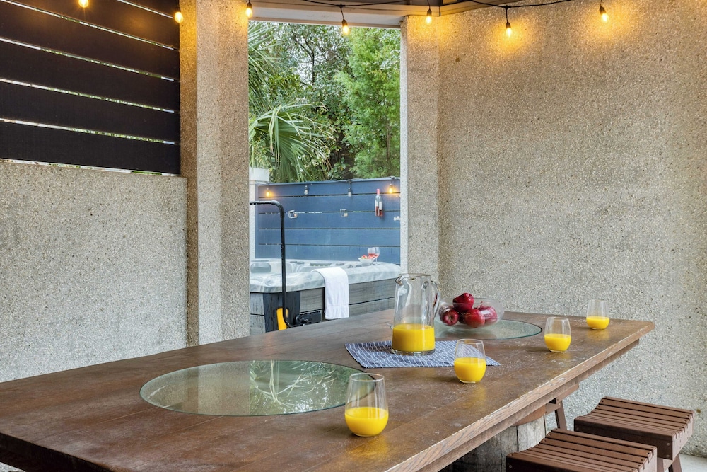 Pink Plume Coastal Escape Near Beach, Private Pool, Grill, & Luxe Interiors