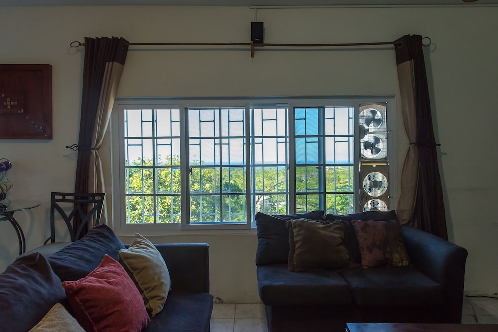 Modern Bilton Apartment
