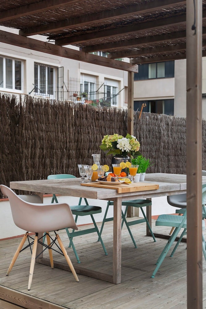 Artist Modernist 3-br Gem Next to Paseo de Gracia