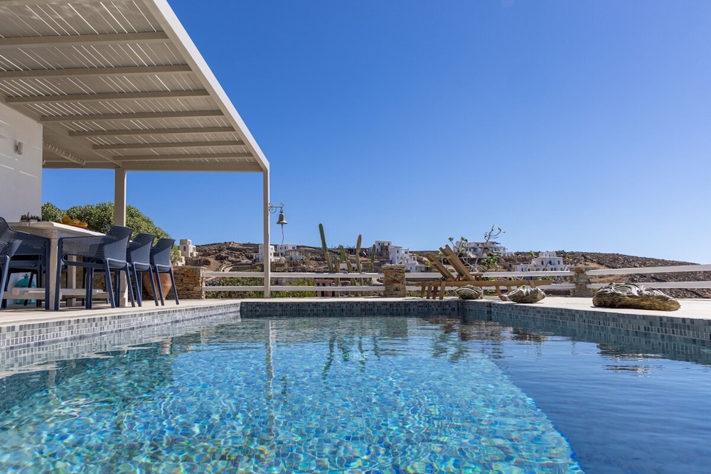 Rmos Seaside Villa A With Private Pool