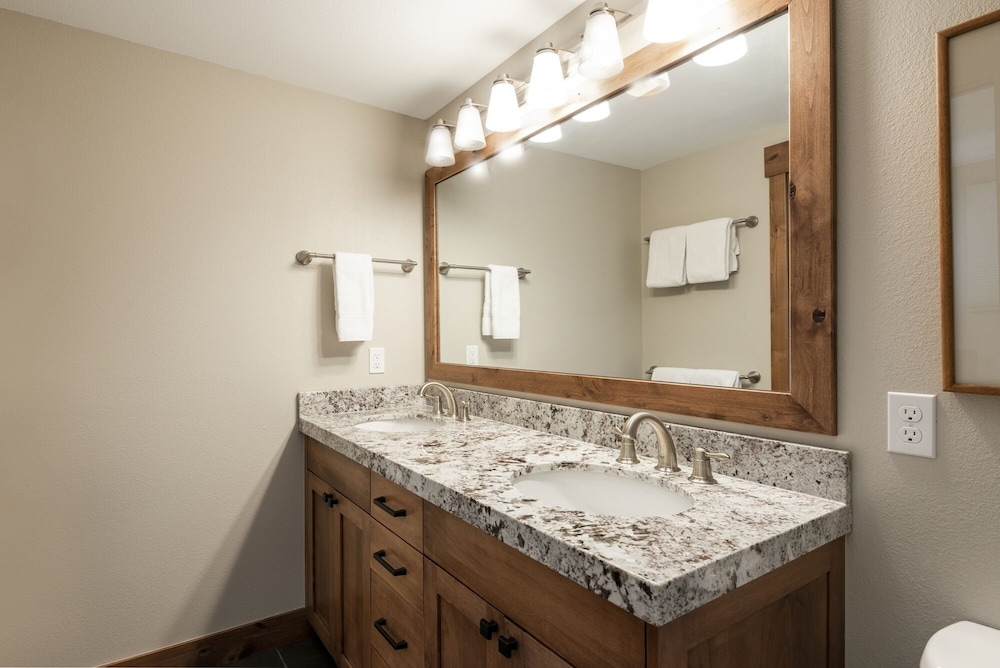Park City Ski Resort UT - Snow Flower Vacation Homes