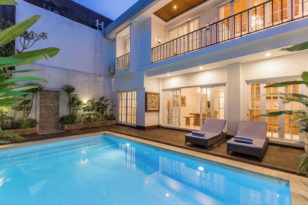 Villa Namo - Private Luxury 3 BR Villa