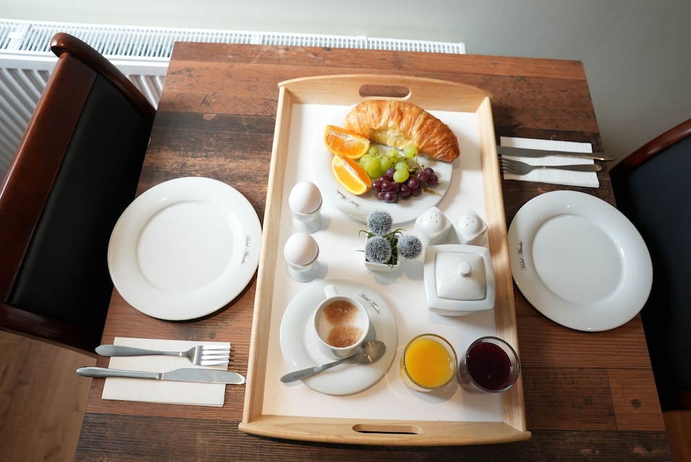 Frankfurt Vacations - Hotel Attache - Property Image 156