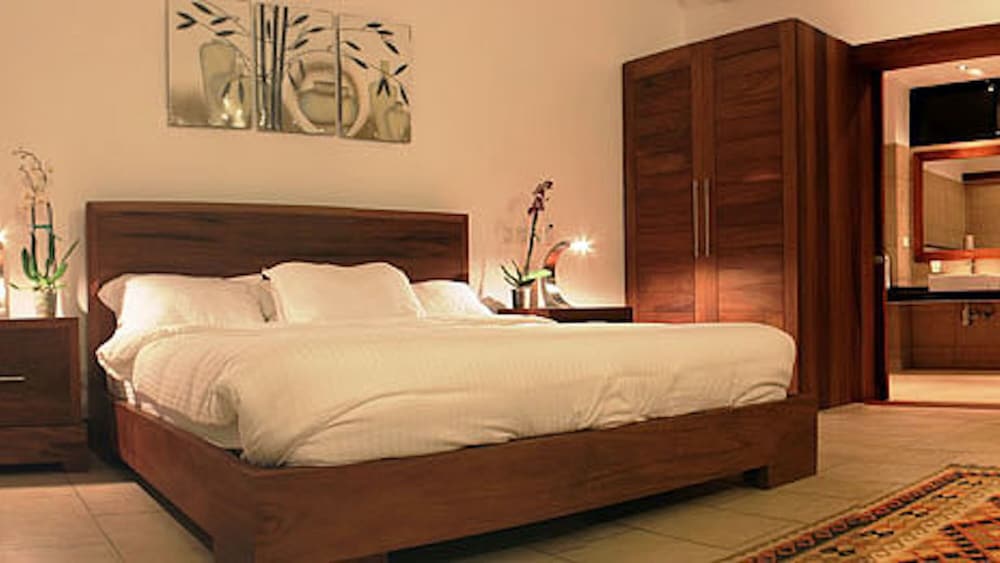 Villa Kalista Luxury Villas view 2