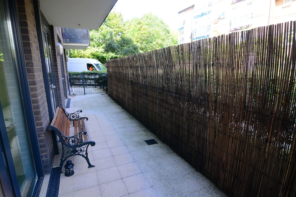 outdoor bbq area