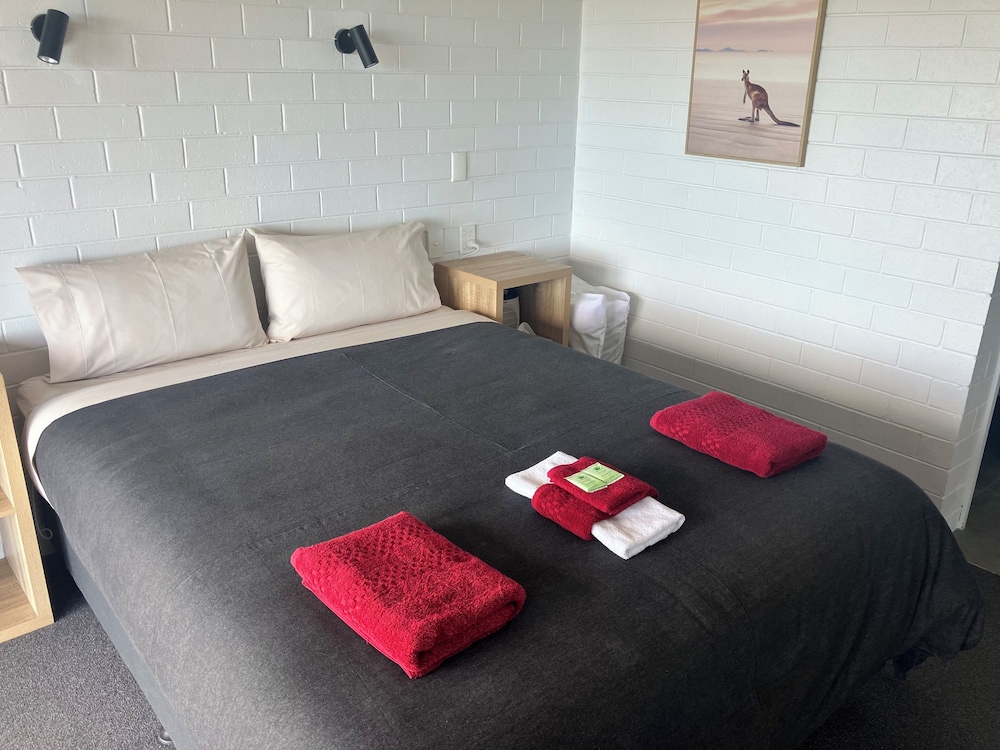 61 OCEAN ROAD MOTEL