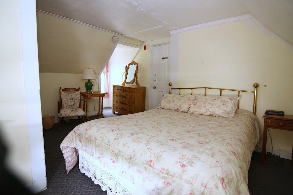 Plymouth Vacations - Salt Ash Inn - Property Image 131