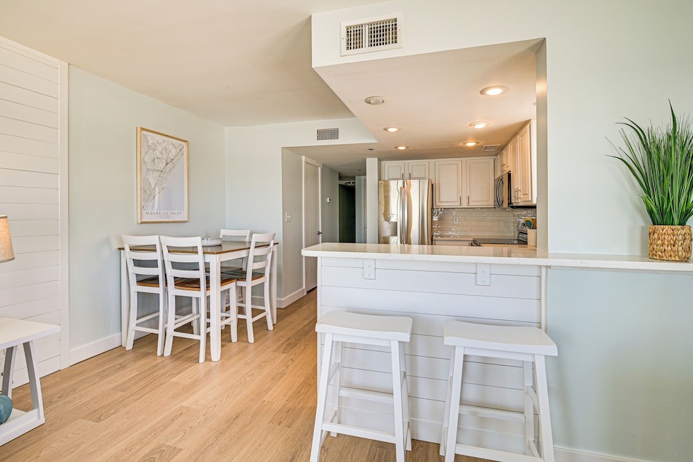 Pool & Beach Access: Scenic Murrells Inlet Condo!