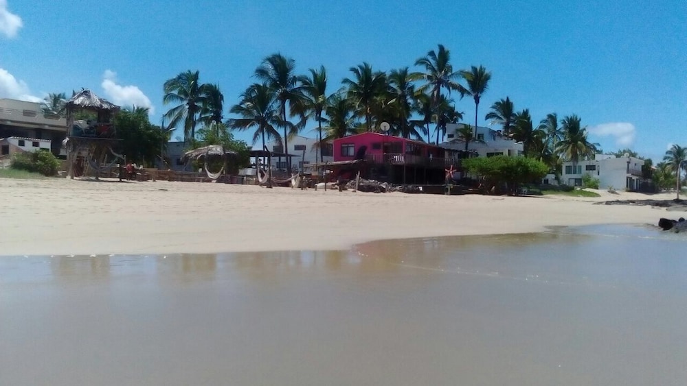 Casa Rosada Galapagos