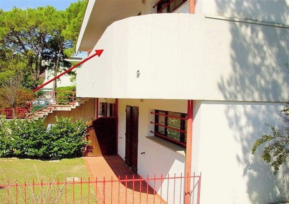 Comfortable Flat With Balcony for 5 Guests in Lignano Sabbiadoro