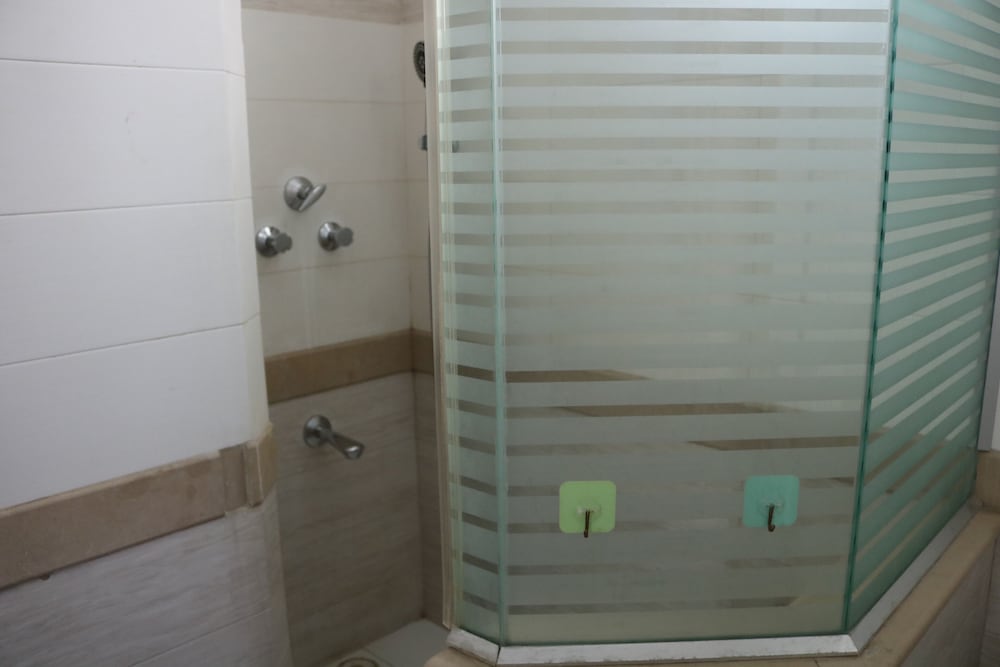 Photo 32