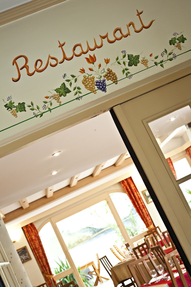 Brides-les-Bains Vacations - Hotel Athena - Property Image 2