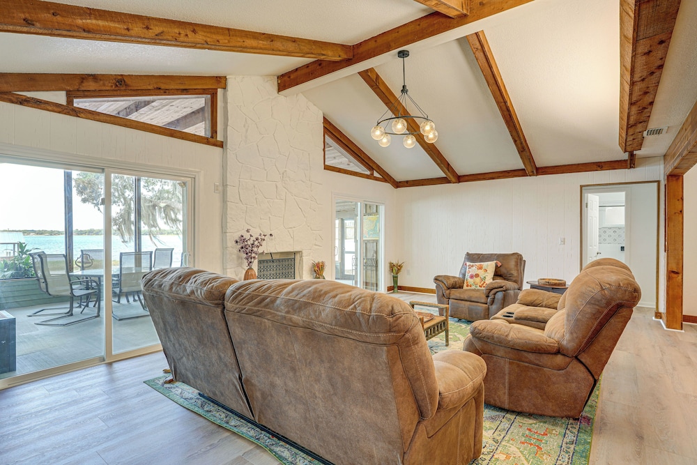 Waterfront Home on Crooked Lake w/ Game Room! - Property Image 24