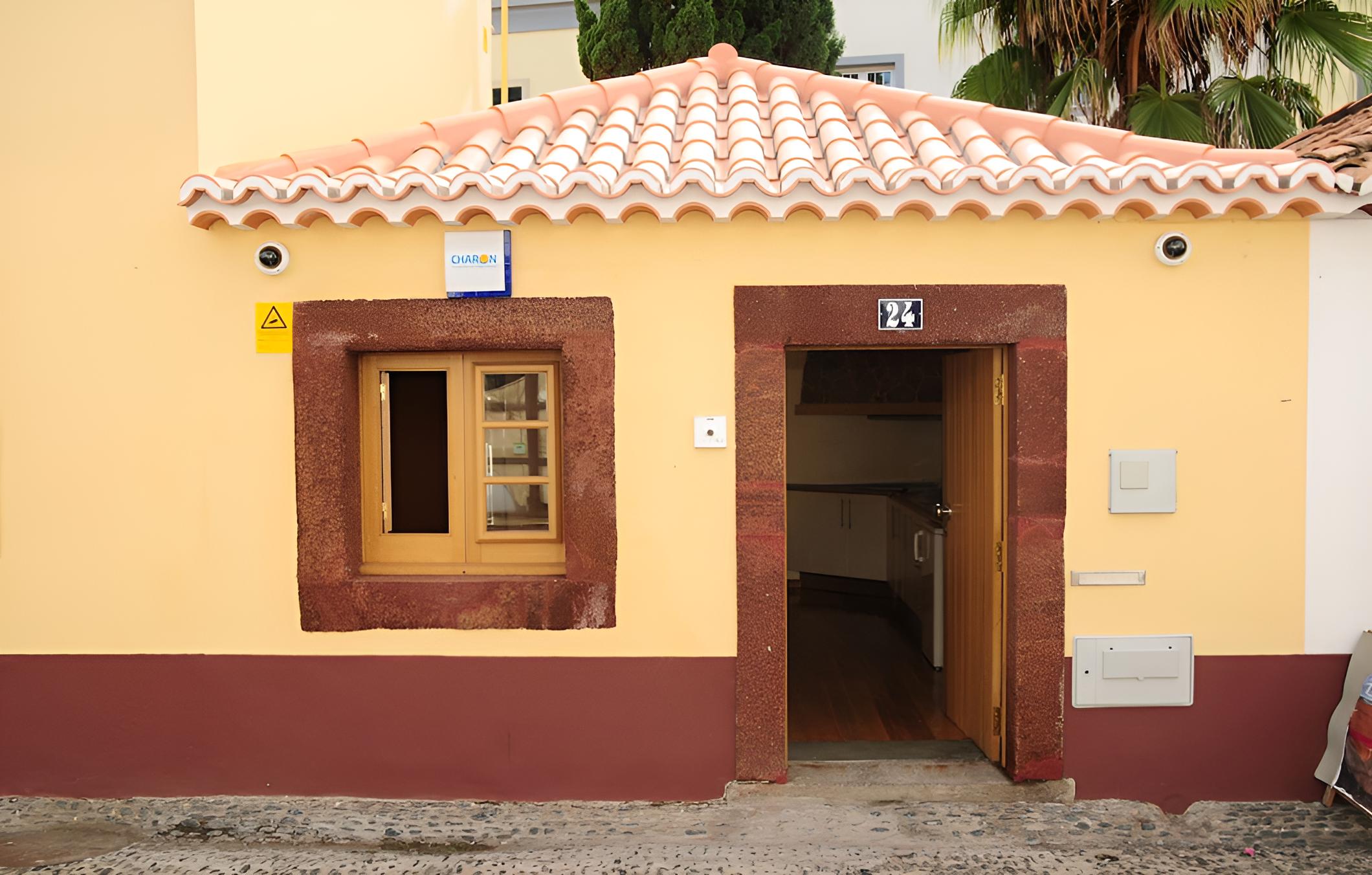 São Thiago House