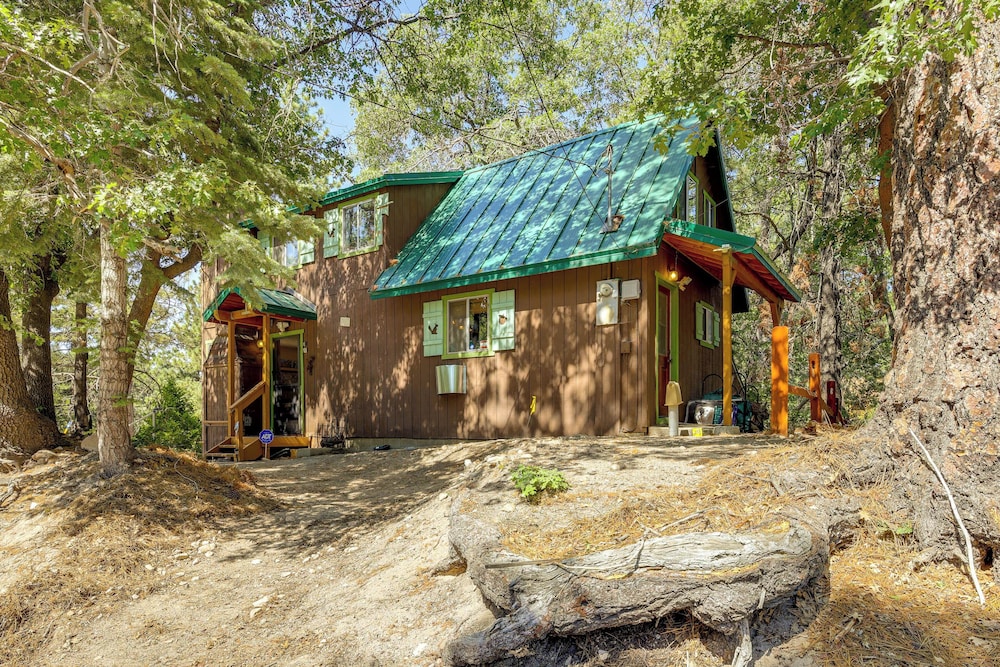 Green Valley Lake Cabin Near Lake: Boat + Ski! view 4