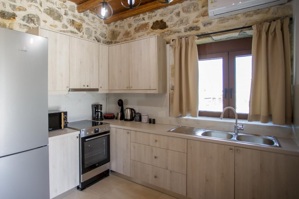 Stoney Villa Koxari By Estia view 4