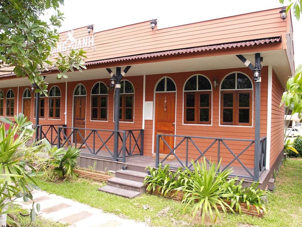 Bang Lamung Vacations - Cowboy Farm Resort Pattaya - Property Image 12
