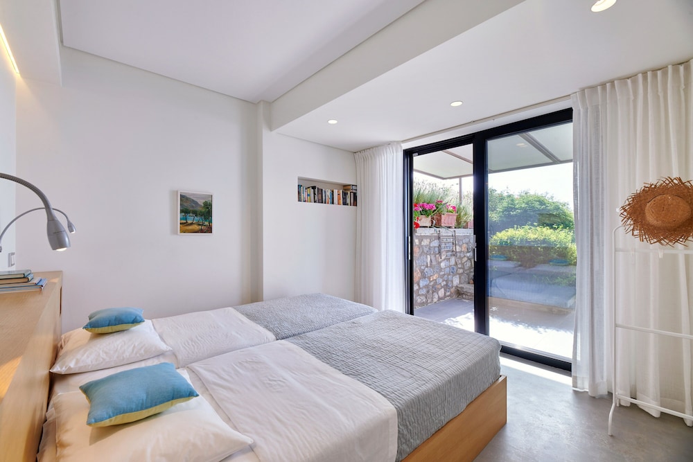 Cape Kitries photo 3