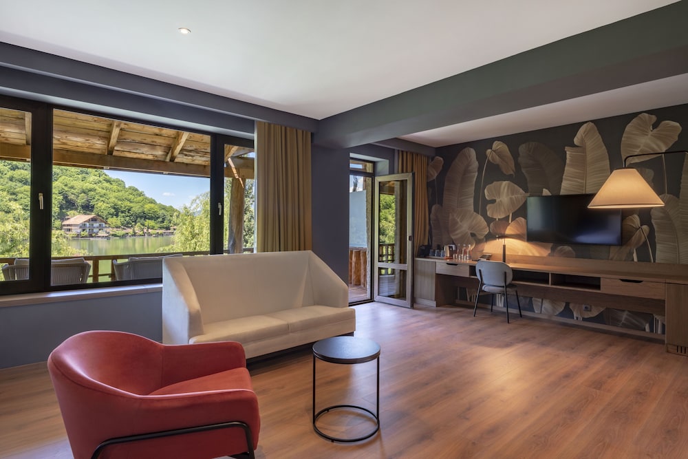 Lopota Lake Resort & Spa