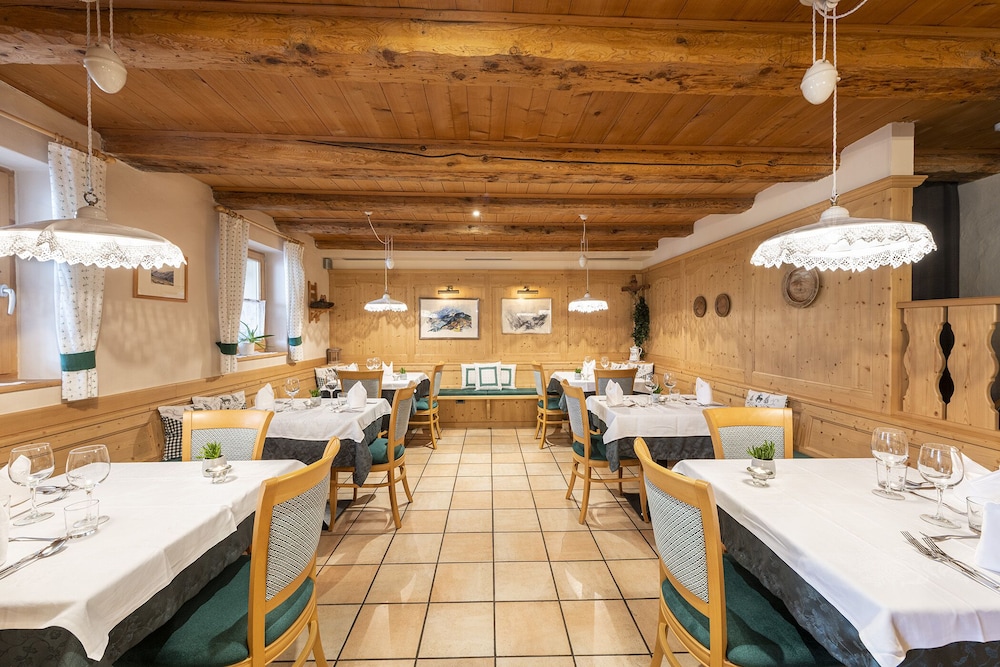 Berghotel Jochgrimm - Your hoome in the Dolomites