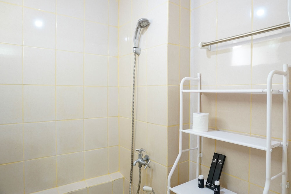 Wonderful and Cozy Studio at Green Palace Apartment view 5