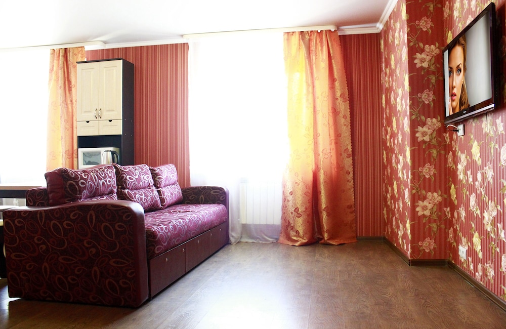 Dobrye Sutki Apartment on Sovetskaya 214 view 2