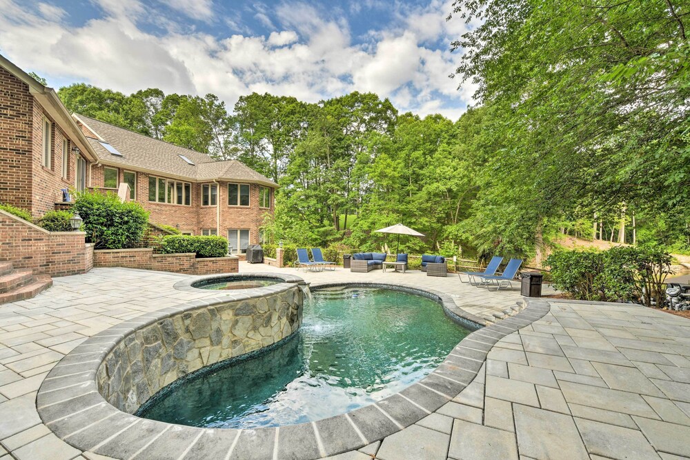 Luxury Mooresville Manor w/ Pool & Lake Access! view 5