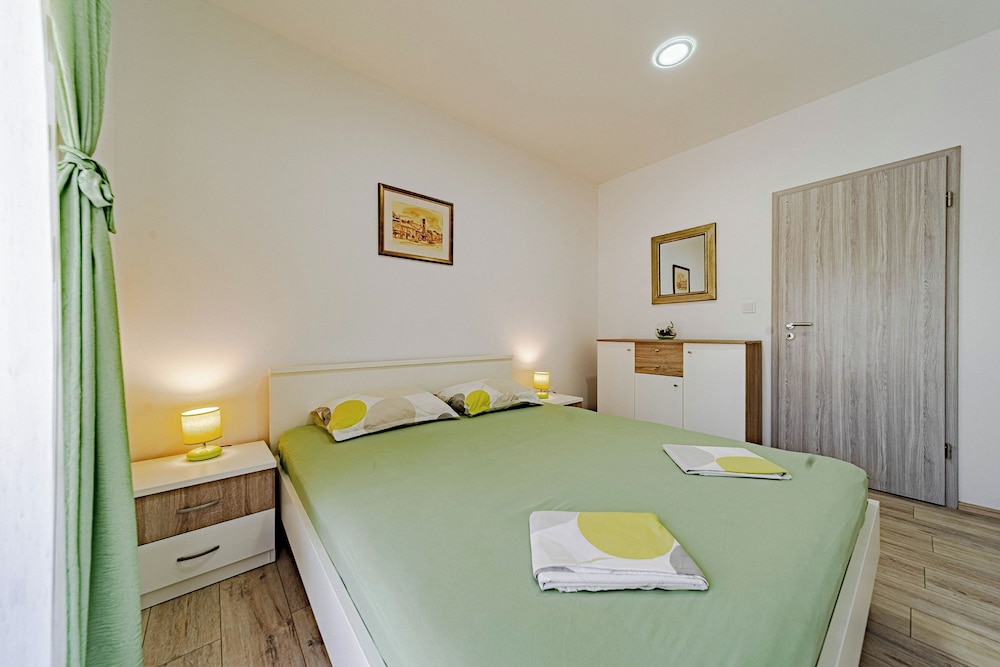 Villa Viki Apartman 3 view 4