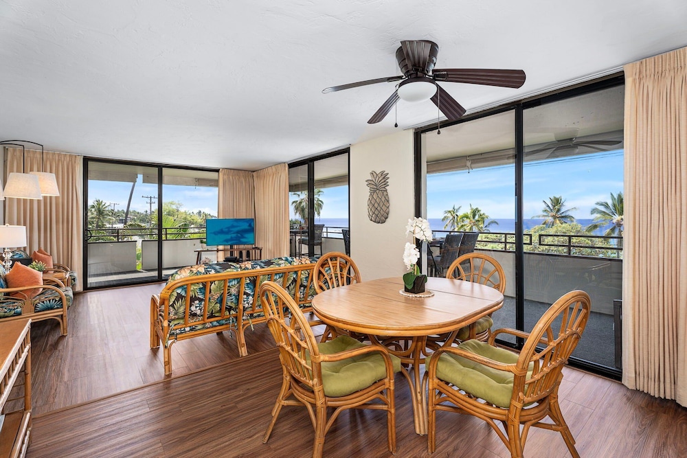 End Unit Oceanview Condo - Pool - Sauna & Tennis! - Vrkcv