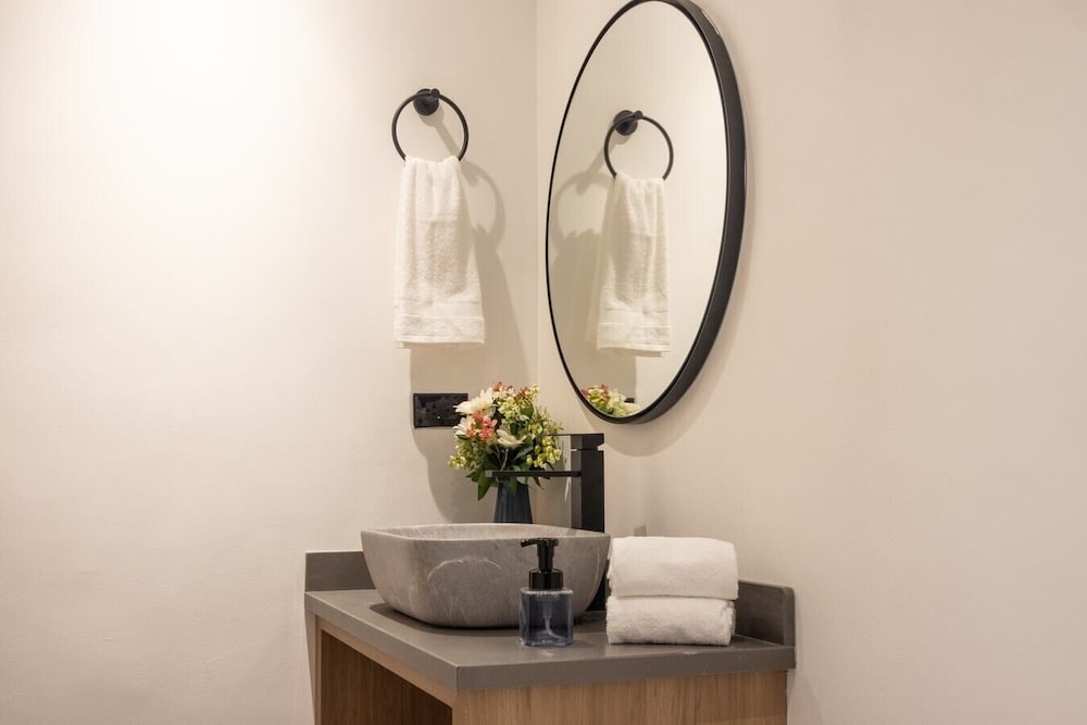Comfortable Stadio Suite Rosa Negra