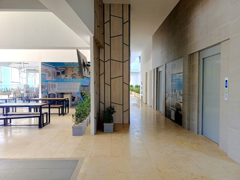 Apartasuites Sierra Beach - Vista al Mar
