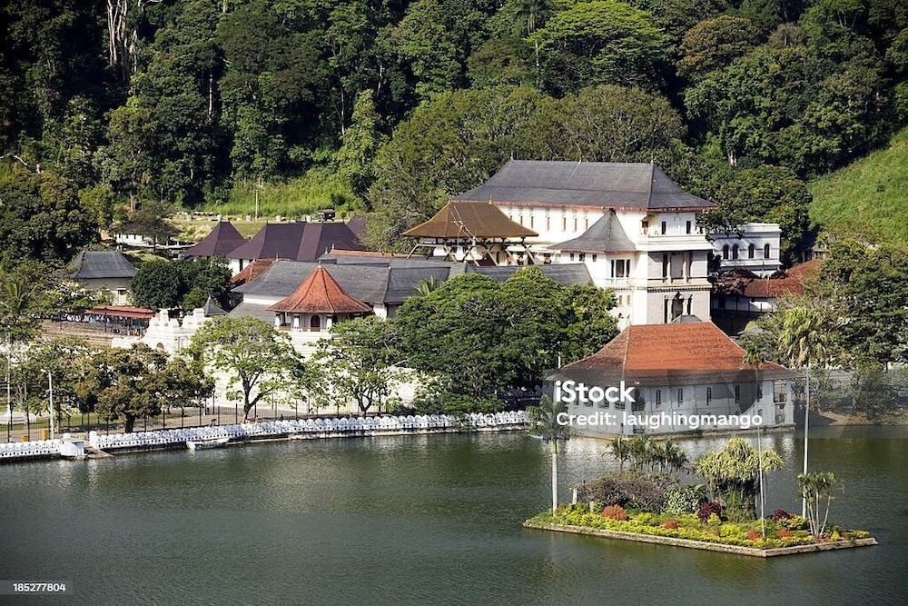 Kandy Blue Luxury Guesthouse view 3